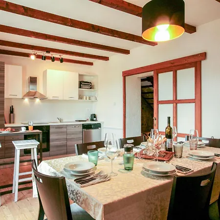 Daire Capo Malvazija By Interhome *