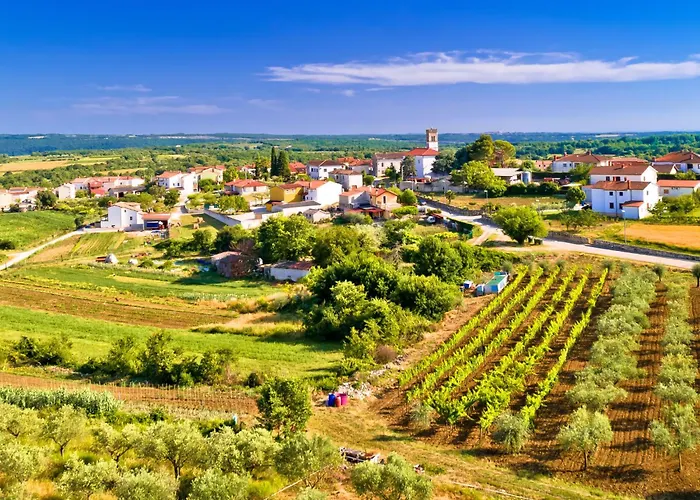 Capo Malvazija By Interhome 브르토니글라